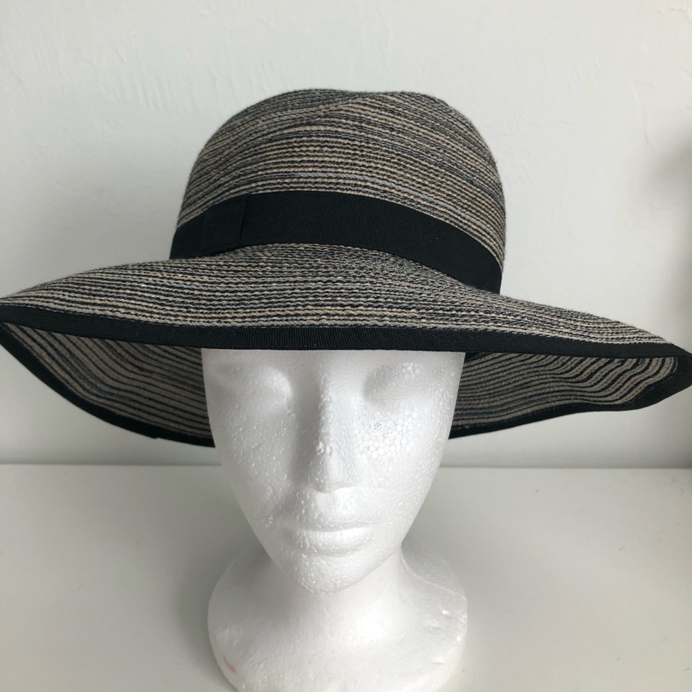 Solar Escape Black and Cream Woven Sunhat